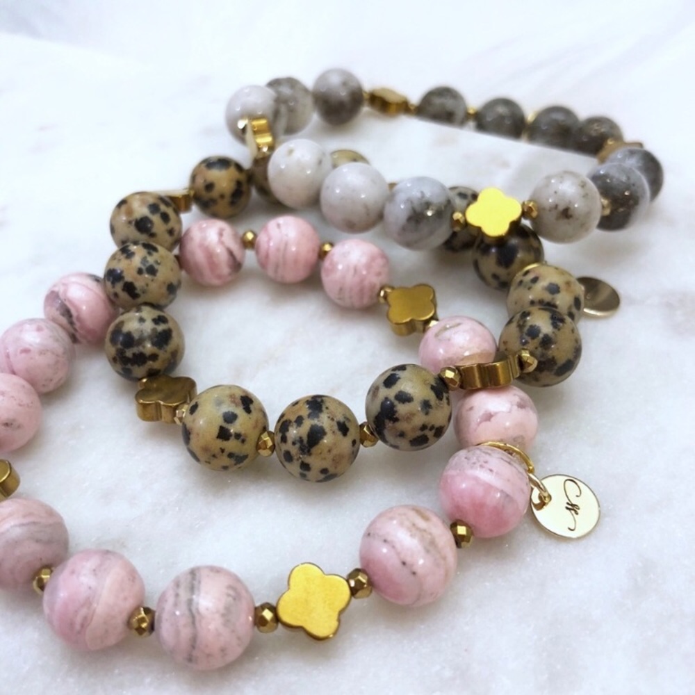 ๐5XHP๐ LAST ONE Gray Jasper Bronze Clover Stretch Bracelet - Picture 4 of 4